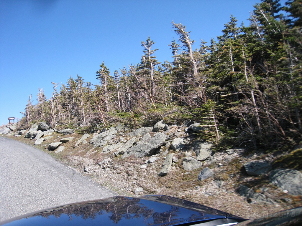Mt Washington NH 2010 0225.jpg - Mt Washington NH. On May 23 2010 drove the road to the summit. Looked at the views, took some pictures, and drove back down.